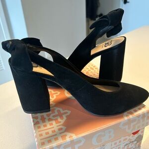 Gianni Bini Elegant Black Suede Heels